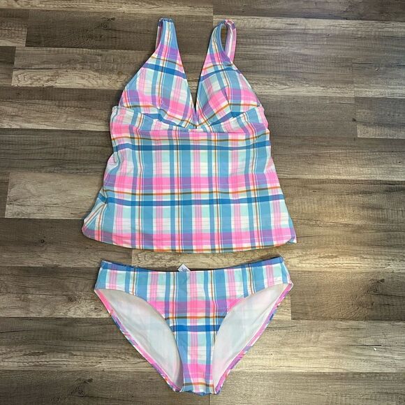 Vineyard vines tankini size medium - Picture 3 of 8